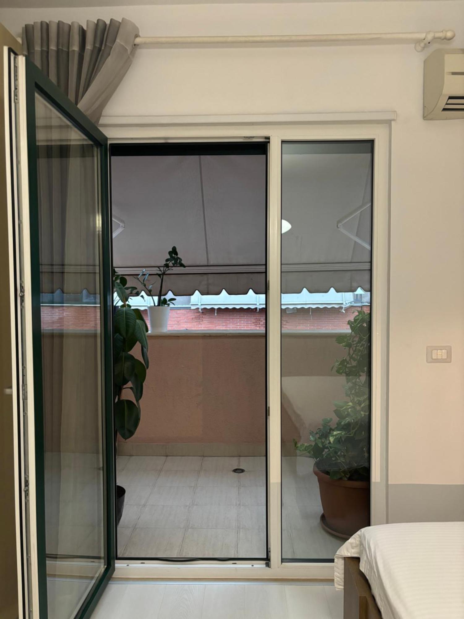 Tam Serviced 2Bdr Apartment City Center No6 Tirana Zewnętrze zdjęcie