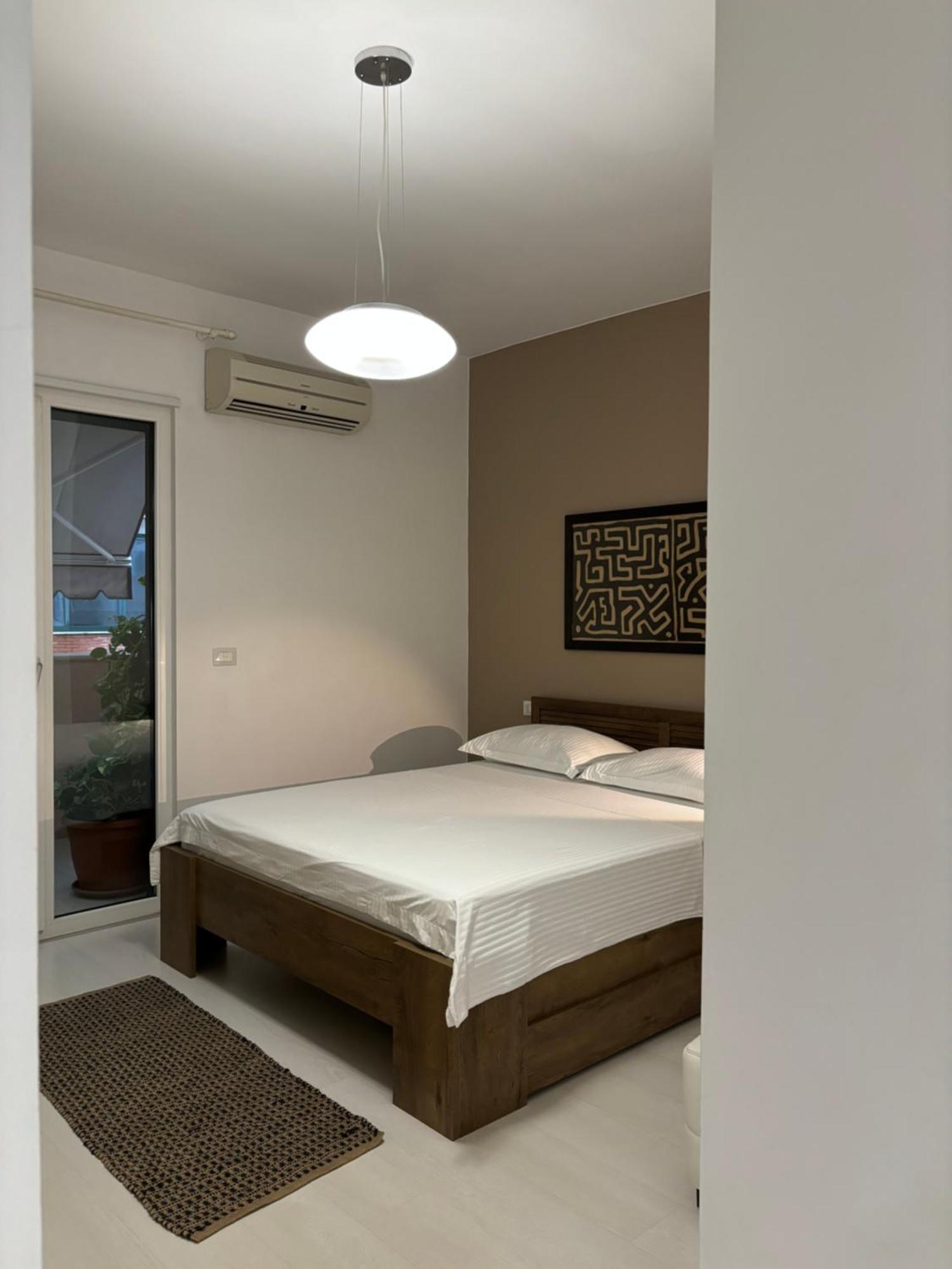 Tam Serviced 2Bdr Apartment City Center No6 Tirana Zewnętrze zdjęcie