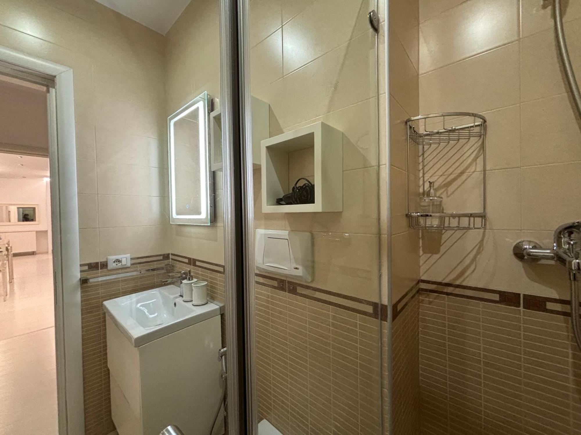 Tam Serviced 2Bdr Apartment City Center No6 Tirana Zewnętrze zdjęcie