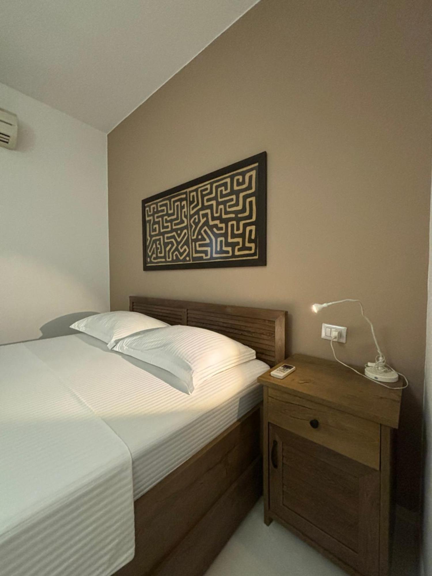 Tam Serviced 2Bdr Apartment City Center No6 Tirana Zewnętrze zdjęcie